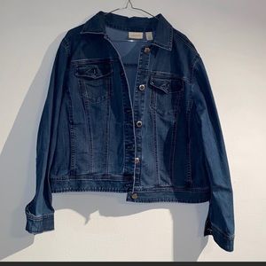 Chico’s Platinum Crop Denim Jacket 8-10